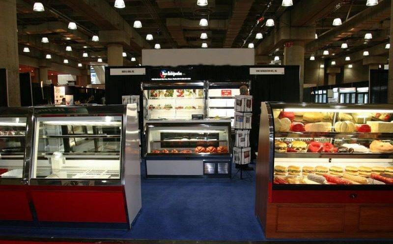 Top Features to Look for in a Bakery Refrigerated Case for Grocery Shops